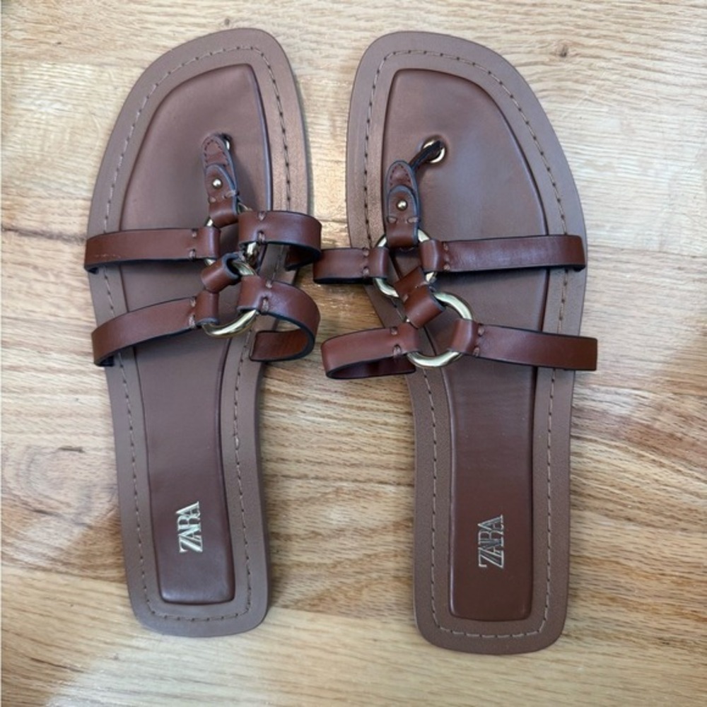 Zara Womens Brown Strappy Flat Sandals Gold Ring Hardware Thong Slides Size 39 - Picture 2 of 5
